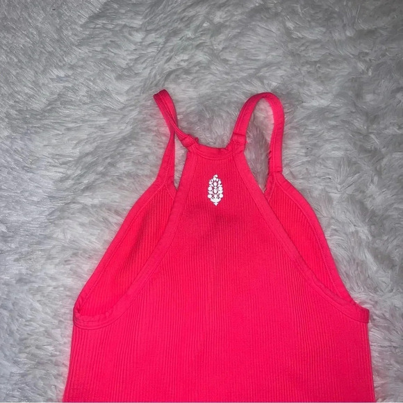 Free People Movement Happiness Runs Neon Pink / Bright Pink Ribbed Tank XS Small - Picture 1 of 4